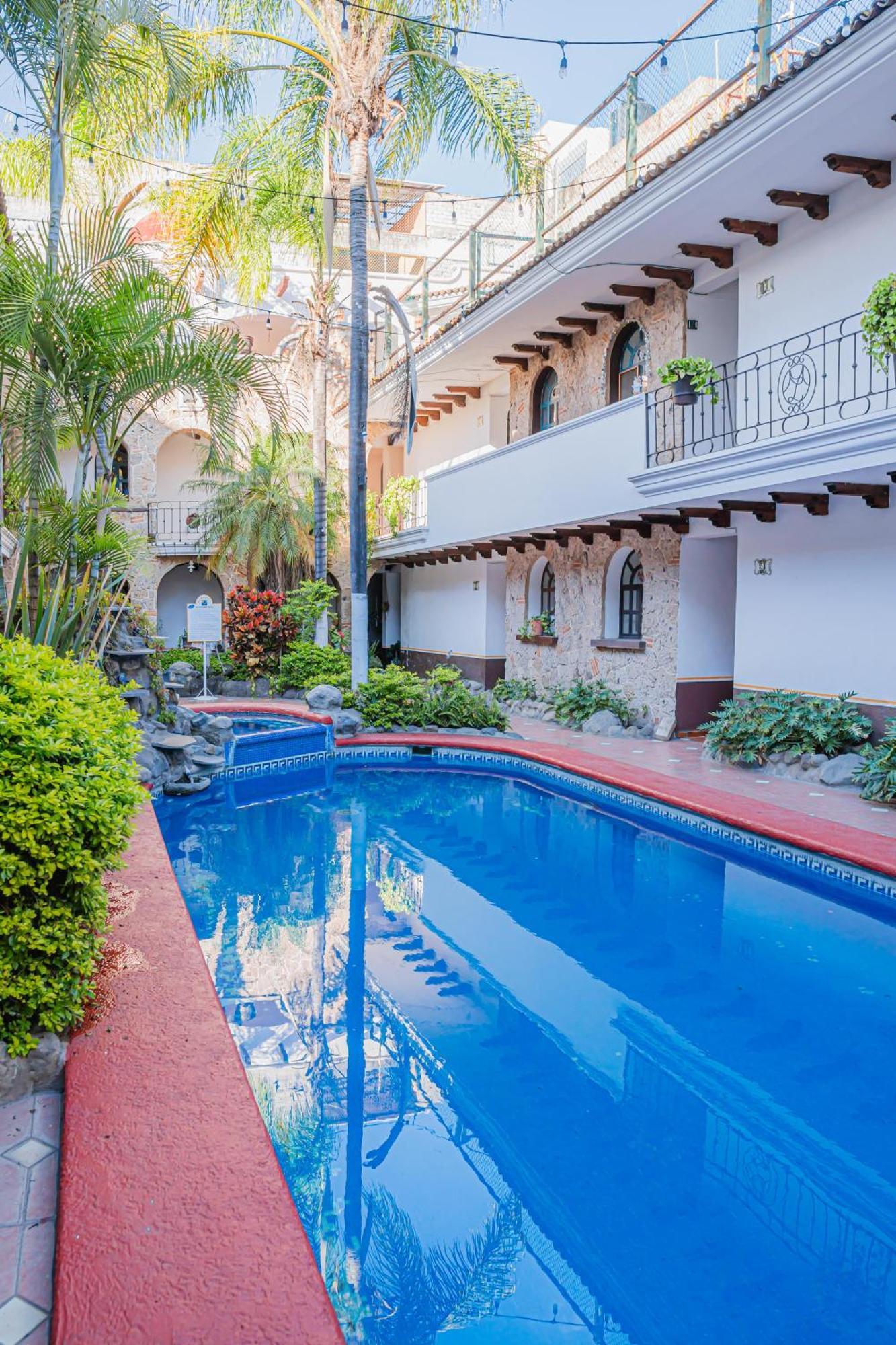 Hotel Zapotlan سيوداد غوزمان المظهر الخارجي الصورة