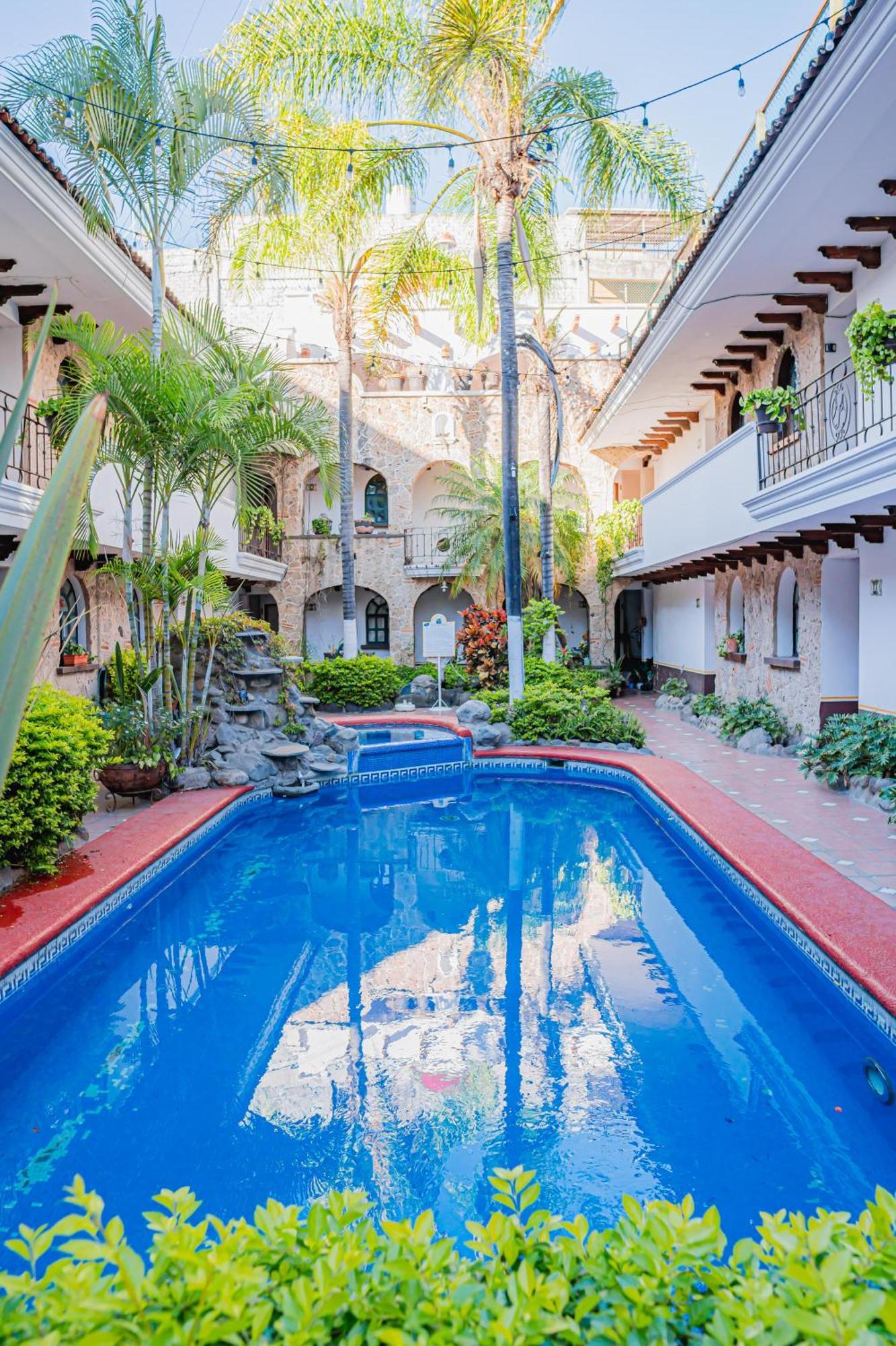 Hotel Zapotlan سيوداد غوزمان المظهر الخارجي الصورة