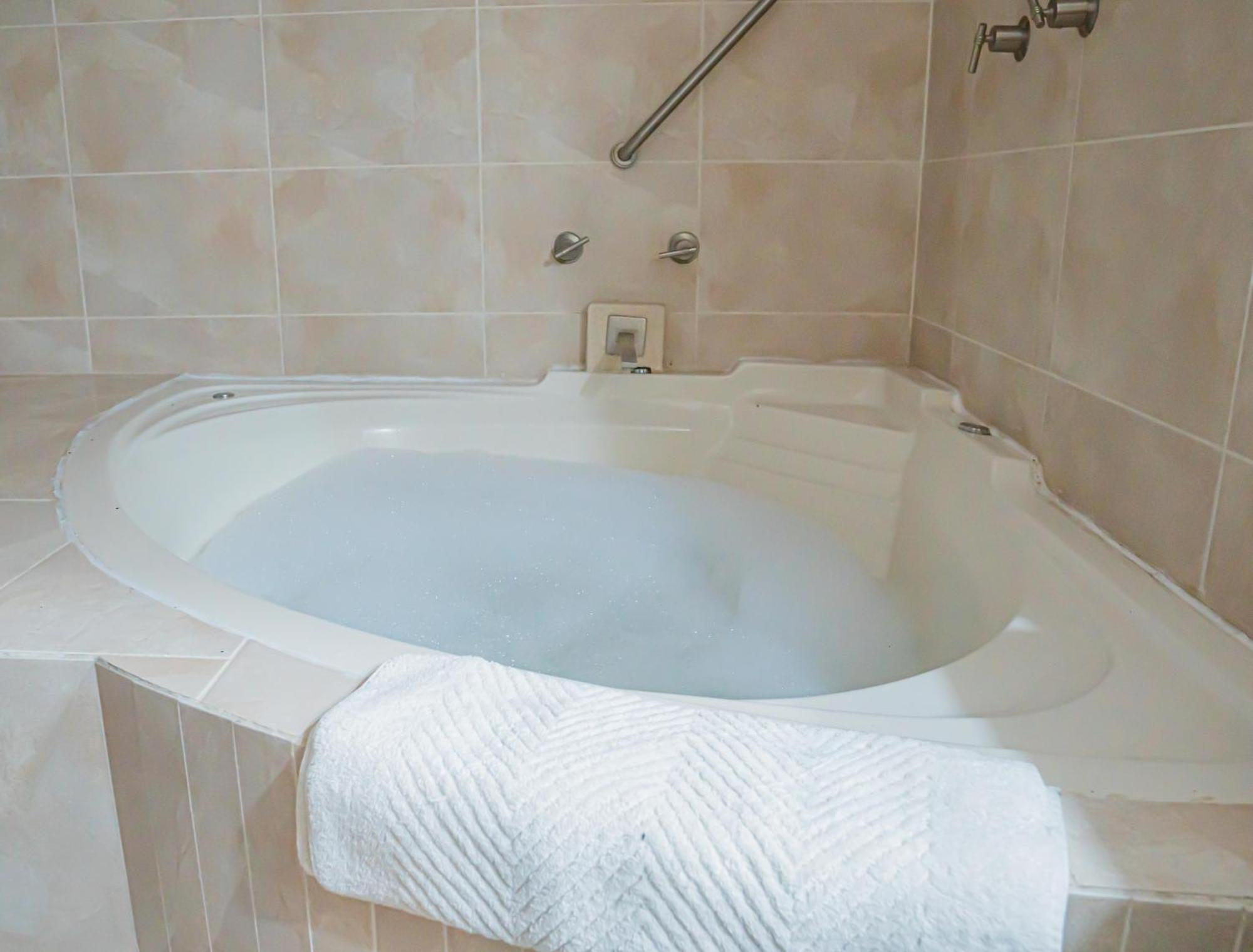 Hotel Zapotlan سيوداد غوزمان المظهر الخارجي الصورة