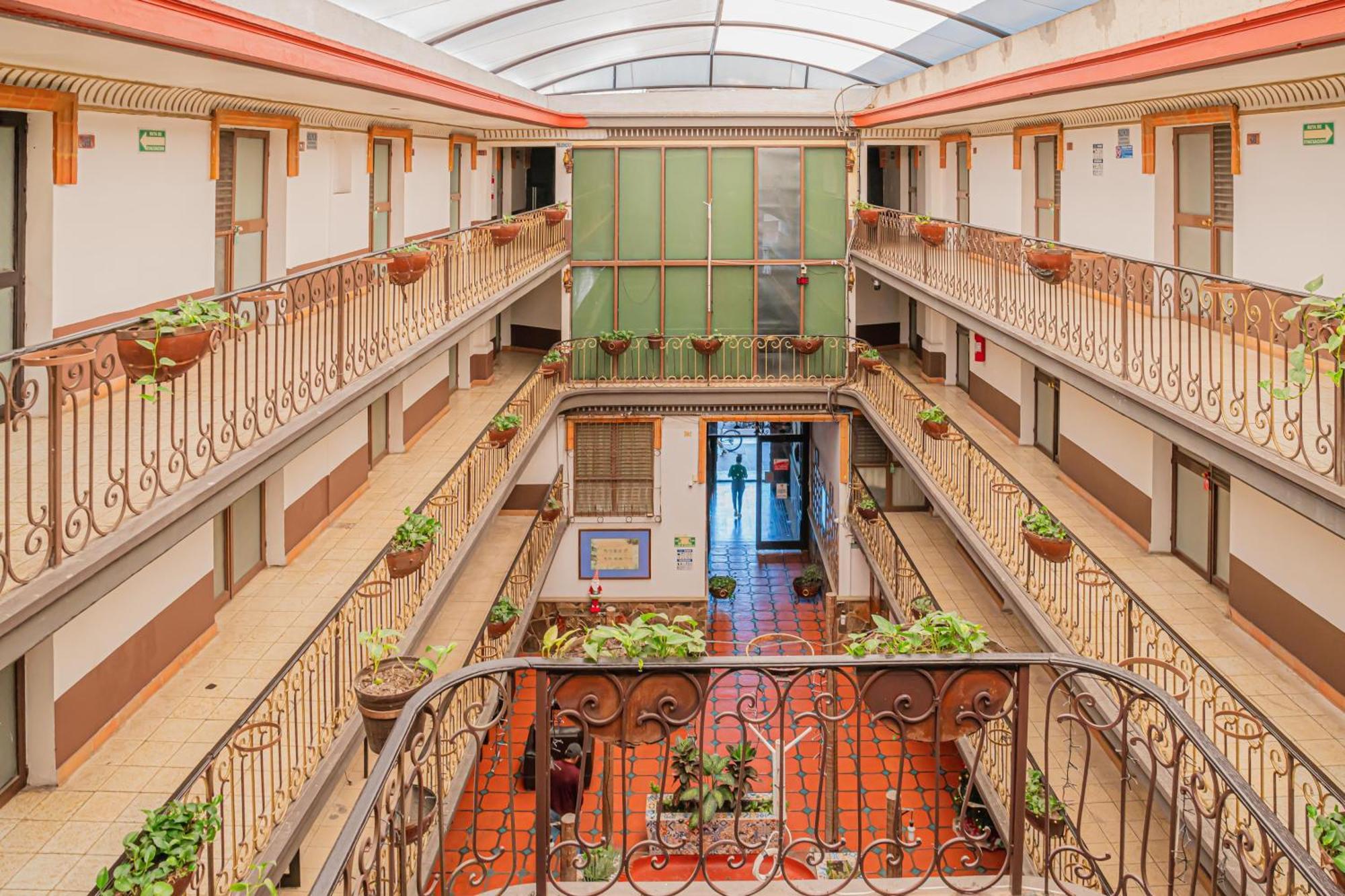 Hotel Zapotlan سيوداد غوزمان المظهر الخارجي الصورة