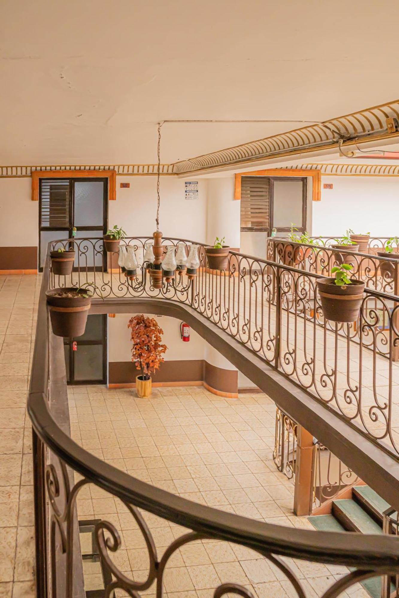Hotel Zapotlan سيوداد غوزمان المظهر الخارجي الصورة