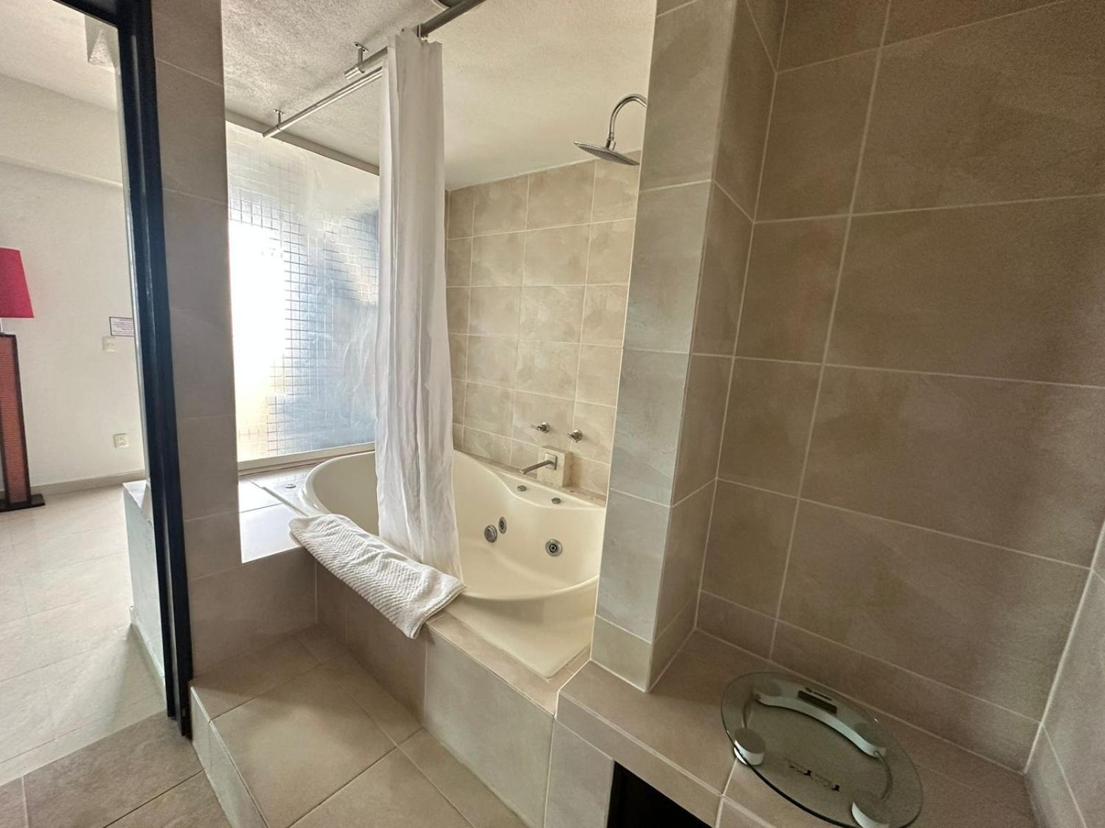 Hotel Zapotlan سيوداد غوزمان المظهر الخارجي الصورة